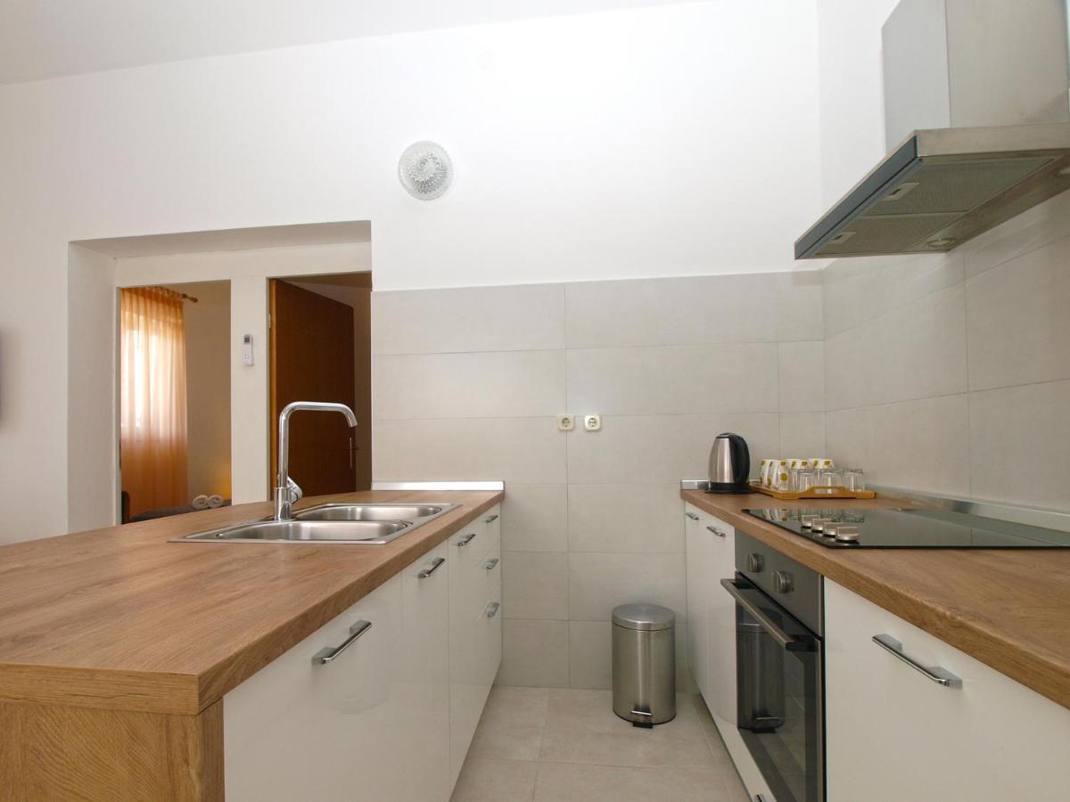 Apartmán Apartemnts Guido 762 Pjescana Uvala Exteriér fotografie