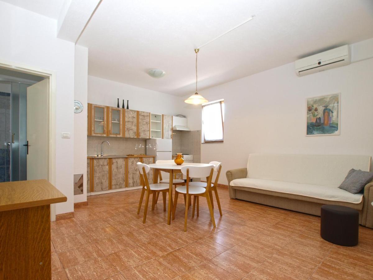 Apartmán Apartemnts Guido 762 Pjescana Uvala Exteriér fotografie
