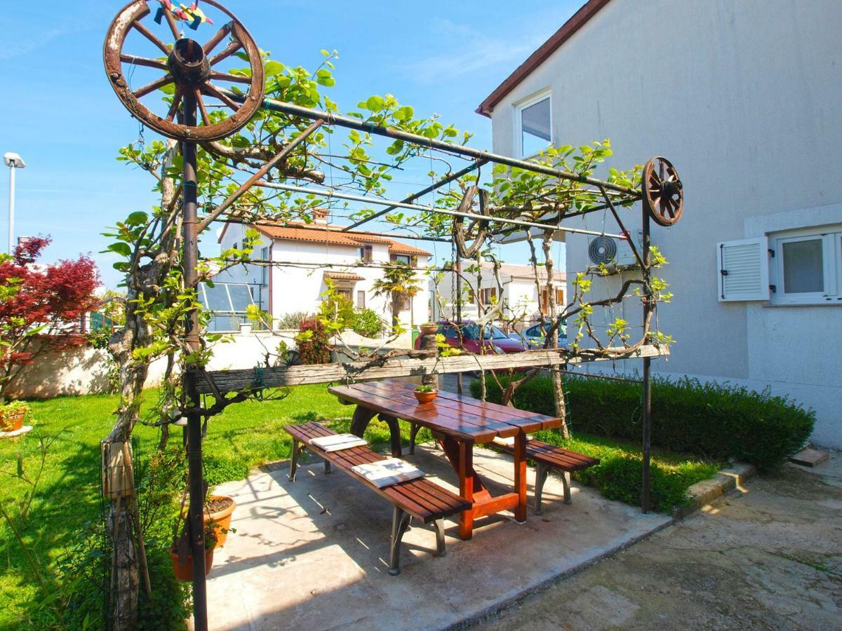 Apartmán Apartemnts Guido 762 Pjescana Uvala Exteriér fotografie