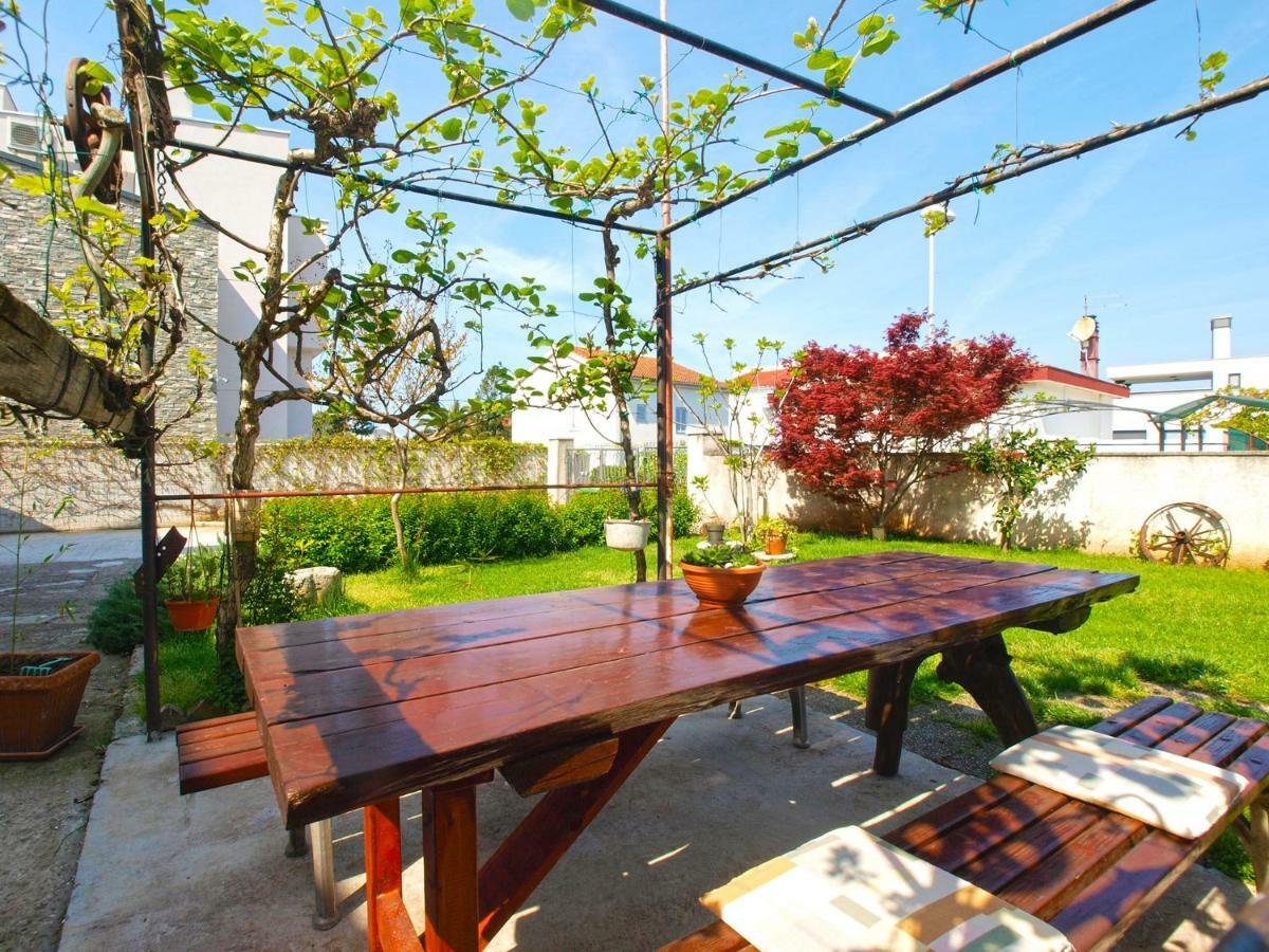 Apartmán Apartemnts Guido 762 Pjescana Uvala Exteriér fotografie